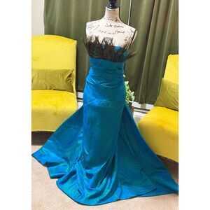 Vtg Victor Costa Teal Mermaid Gown w/ Peacock Feathers – Dramatic Train Size 10
